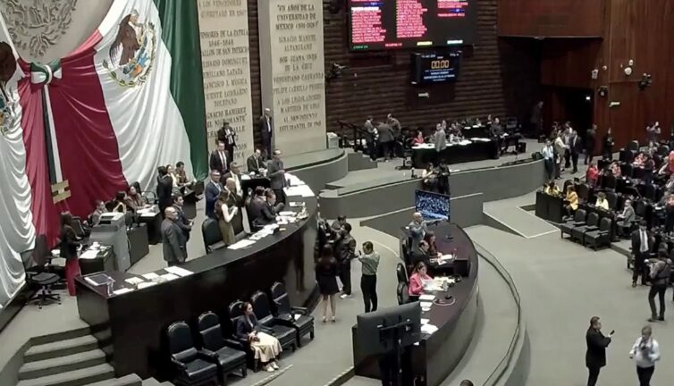 Comisión de Hacienda aprueba Ley de Ingresos 2027 por 10.6 billones de pesos