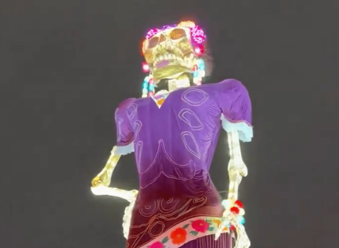 Con una Catrina récord mundial, el Zócalo celebra el Día de Muertos 2026