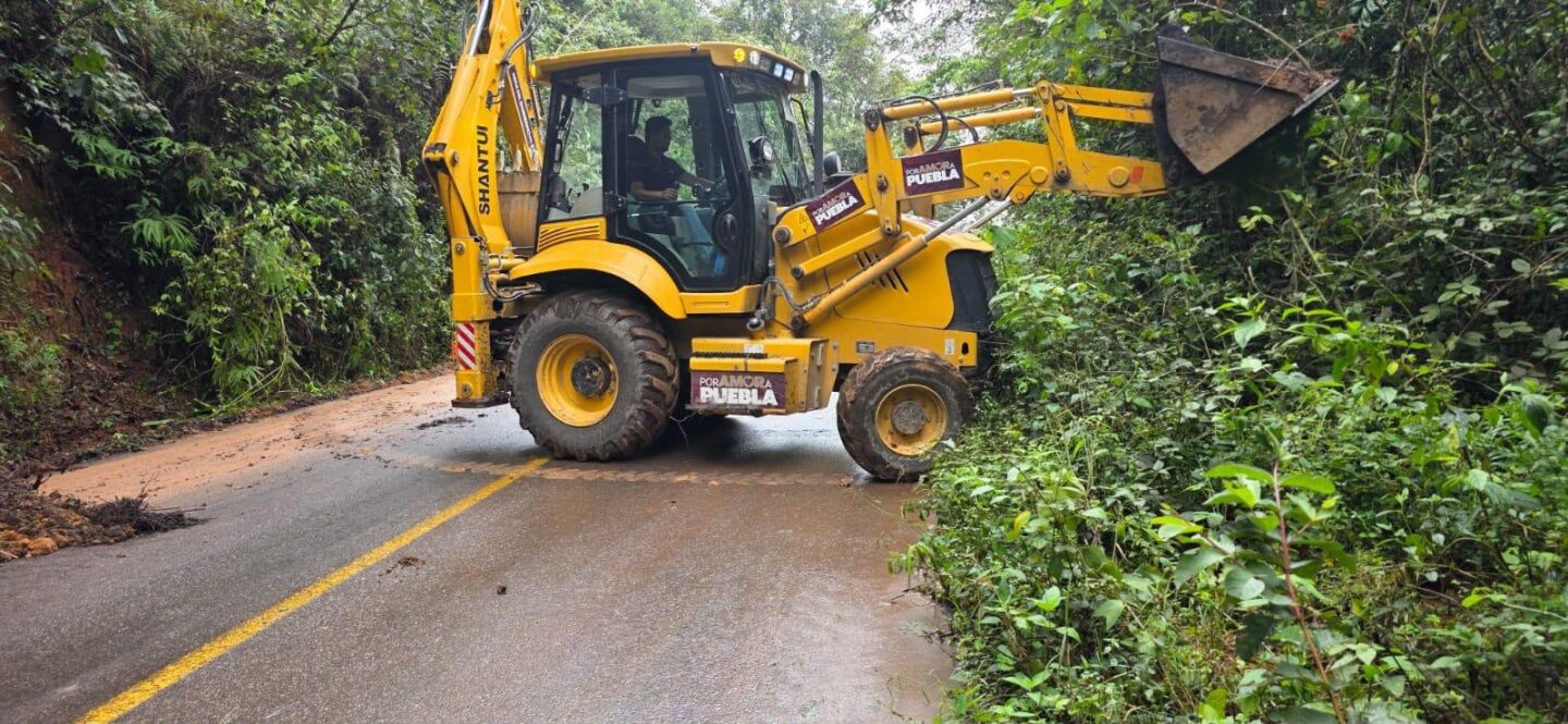 Gobierno del Estado atiende y libera oportunamente tramos carreteros afectados por las lluvias