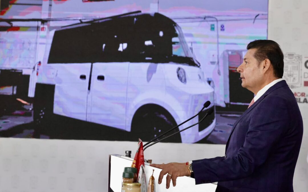 Ofrece Gobierno Estatal 100 mil becas para formar talento en tecnologías del futuro