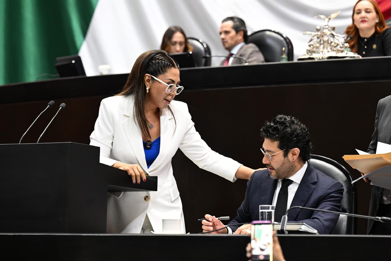 EXIGE GENOVEVA HUERTA AL SECRETARIO MARATH BOLAÑOS ATENDER LA CRISIS LABORAL E INDUSTRIAL EN PUEBLA.