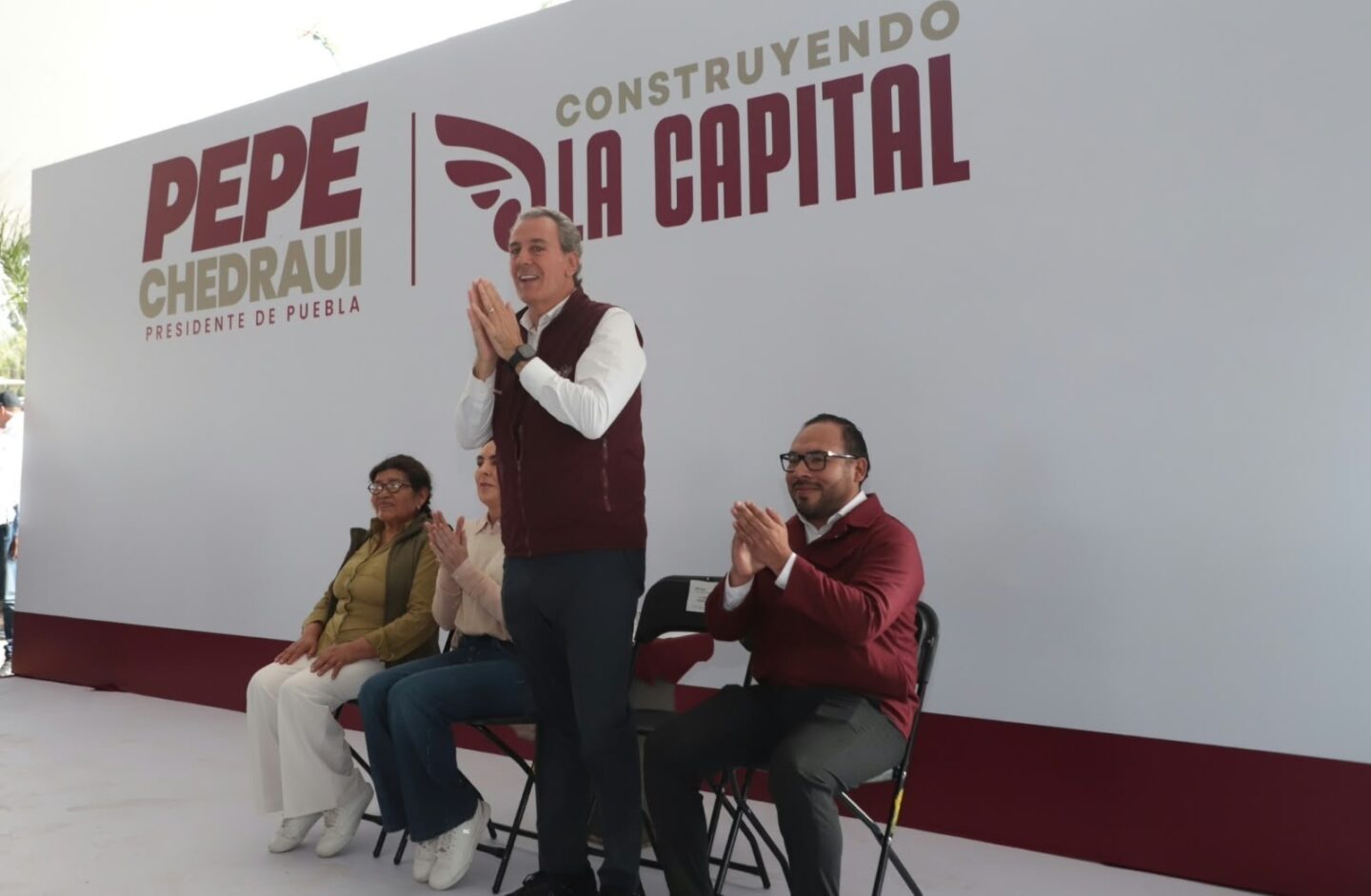 Favorece Pepe Chedraui a familias de San Francisco Totimehuacan con acciones de seguridad y obra pública